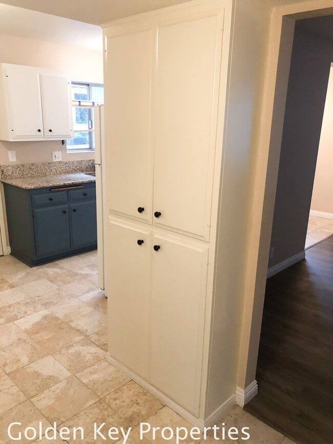 Building Photo - Lovely unit in Costa Serena