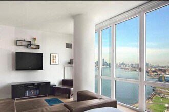 Building Photo - 0 bedroom in BROOKLYN NY 11211