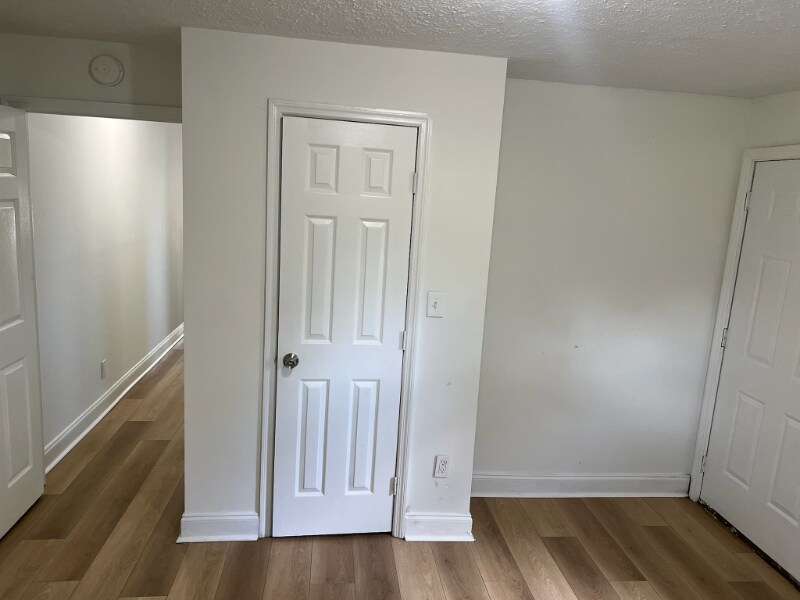 Building Photo - 1517 Tinkertown Ave