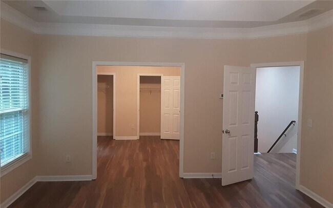 Building Photo - 2532 Lois Ct