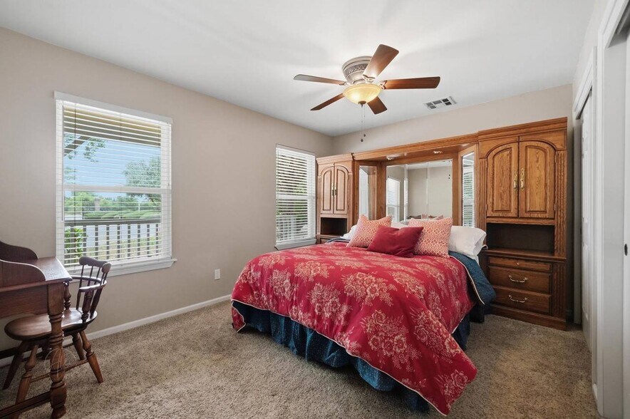 Building Photo - 7501 Uplands of the Kern Dr