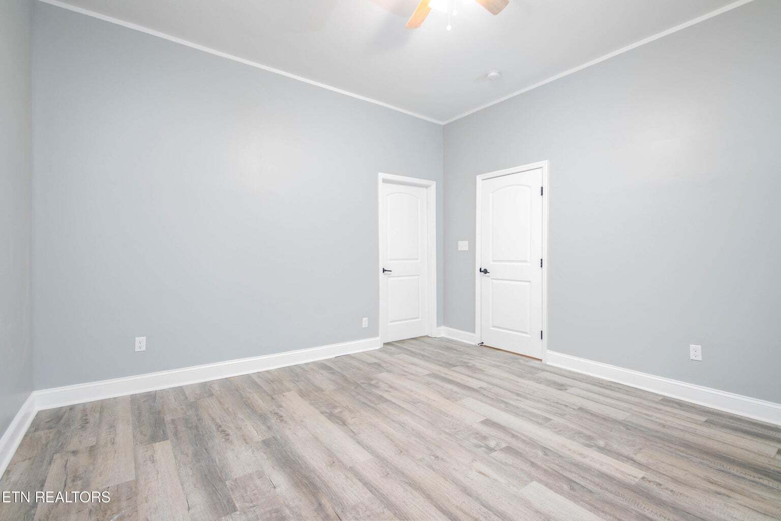 Building Photo - 224 E Quincy Ave