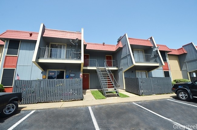 Building Photo - Rock Island Apartments