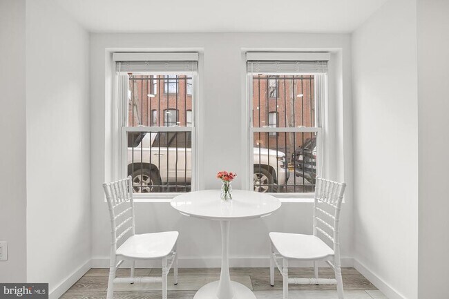 Building Photo - 1821 19th St NW