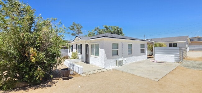 Building Photo - 7425 Borrego Trail