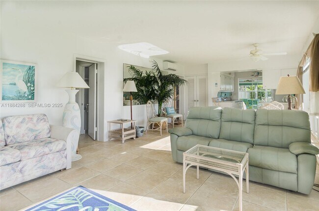 Building Photo - 1470 S Ocean Blvd