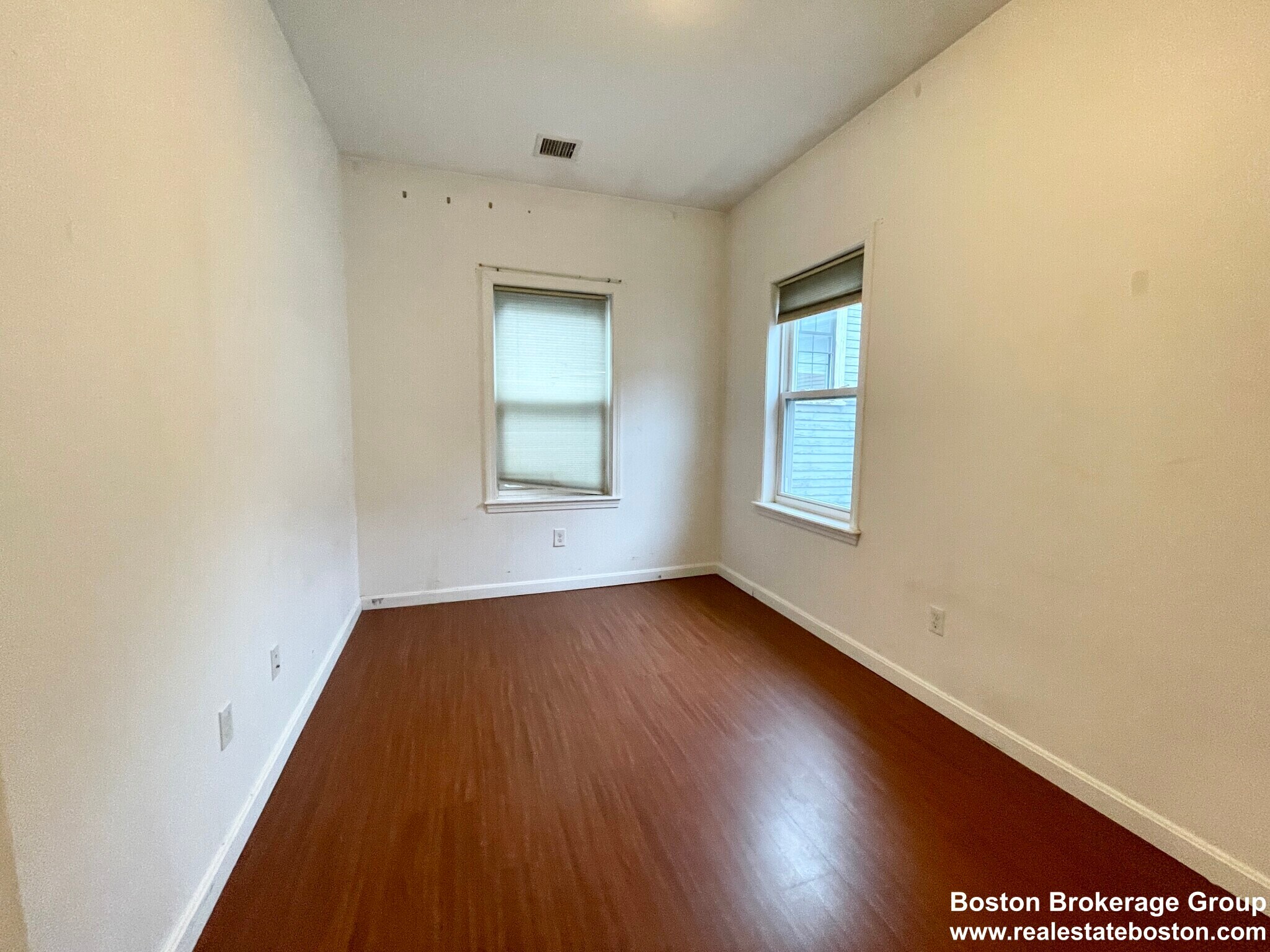 Building Photo - 93A Hillside St