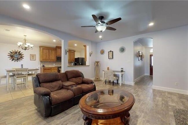 Building Photo - 1828 Marlin Dr