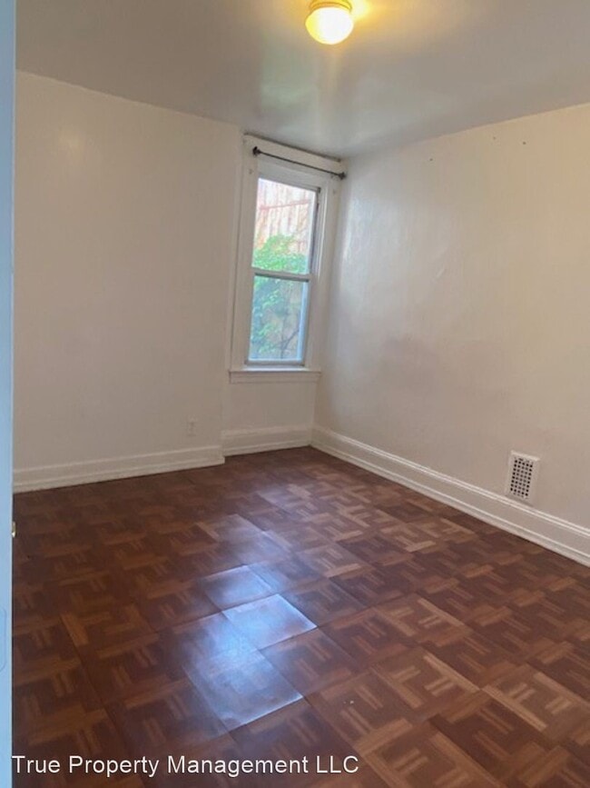 Building Photo - 3 br, 1 bath House - 3127 Baker St