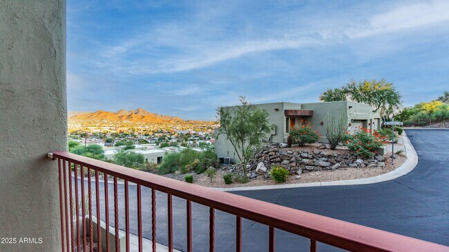 Building Photo - 44 W Foothill Dr