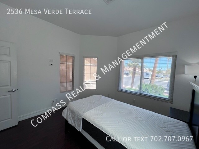 Building Photo - 2536 Mesa Verde Terrace