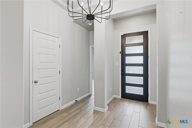 Building Photo - 3809 Donald Dr