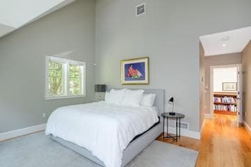 Building Photo - 72 Ledge Rd