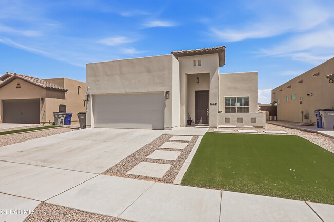 Building Photo - 14941 Tierra Coruna Ave