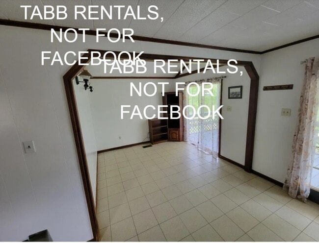 Building Photo - 278 Eves St