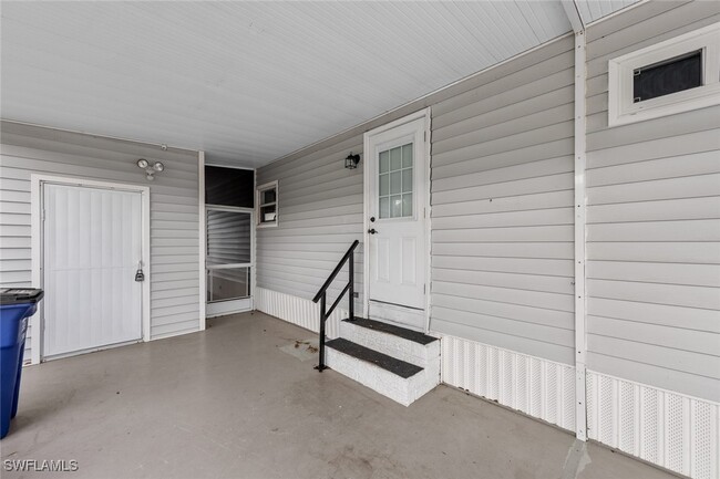Building Photo - 4685 Kahlua Ln
