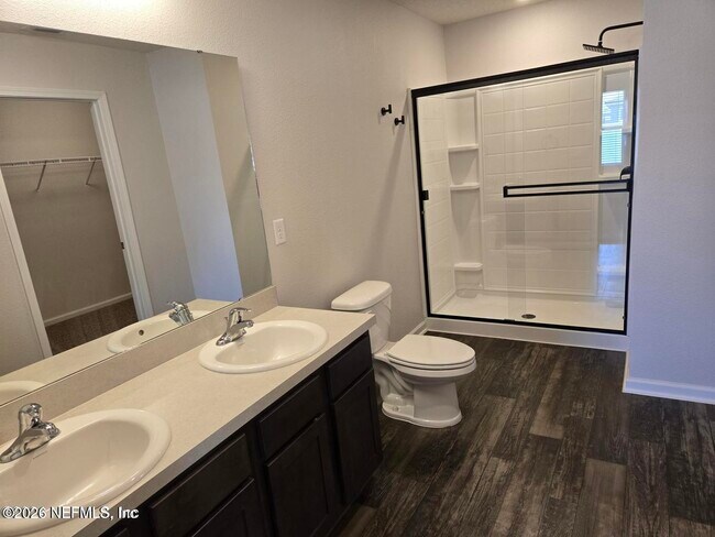 Building Photo - 2461 Oak Stream Dr