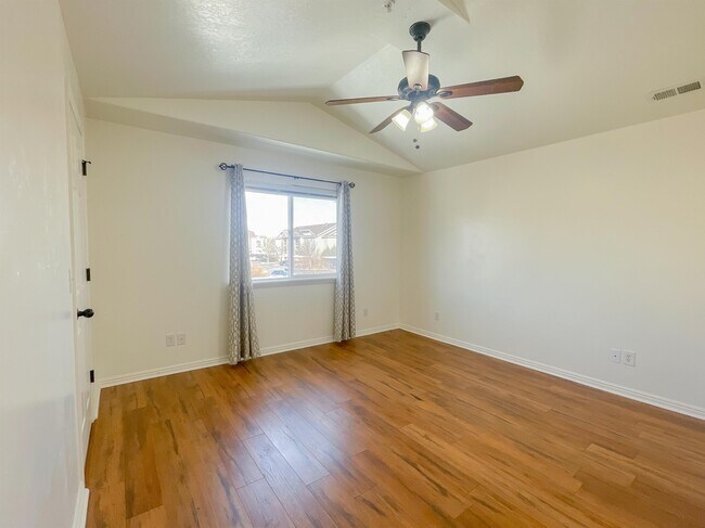 Building Photo - 8212 N Cedar Springs Rd