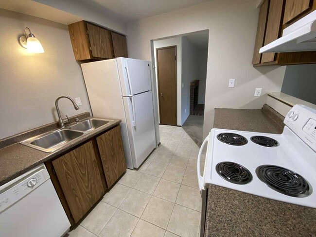 Building Photo - 5213 84th St SW