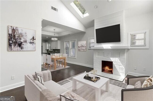 Building Photo - 954 Byron Dr SW