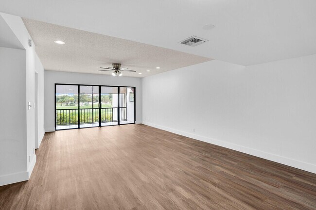 Building Photo - 1701 Presidential Way