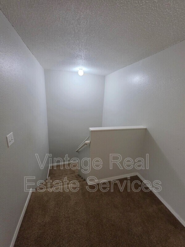 Building Photo - 2260 Fluorshire Dr