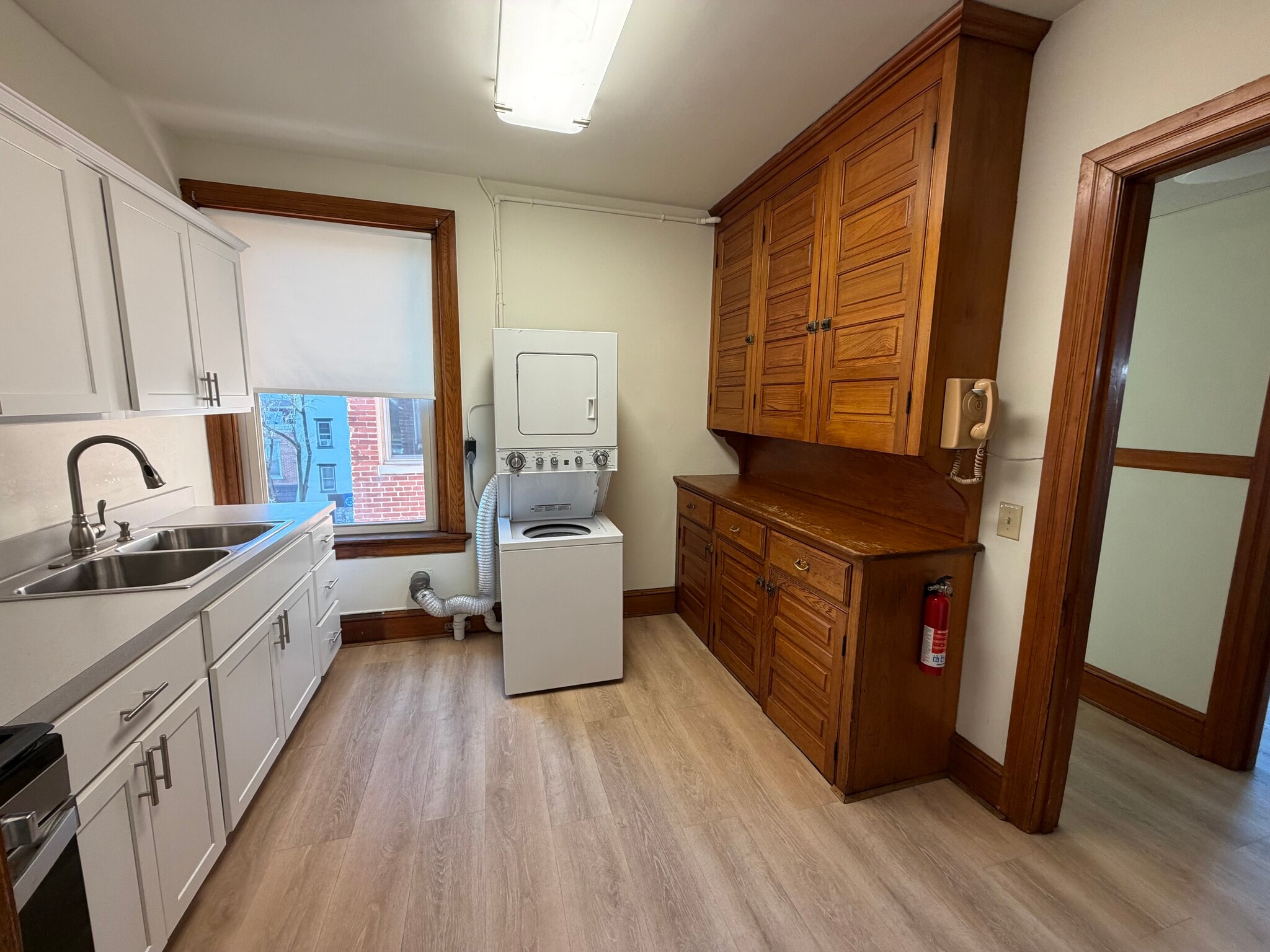 Building Photo - 3 E Chestnut St