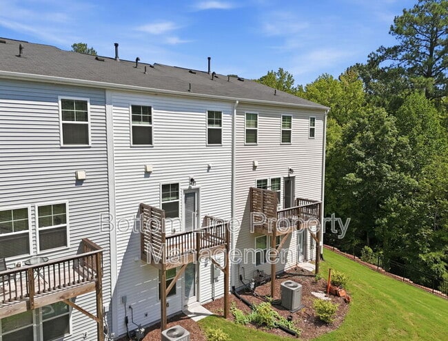 Building Photo - 1204 Lily Loch Wy