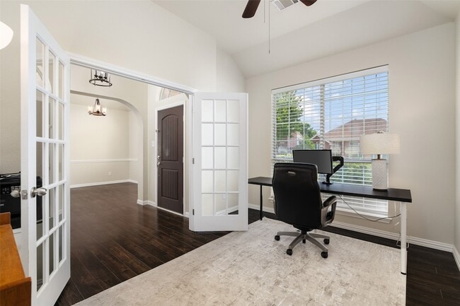 Building Photo - 7501 Caribbean Dr