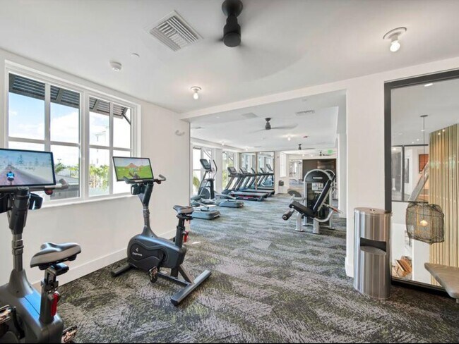 Building Photo - 10510 NW 78th St