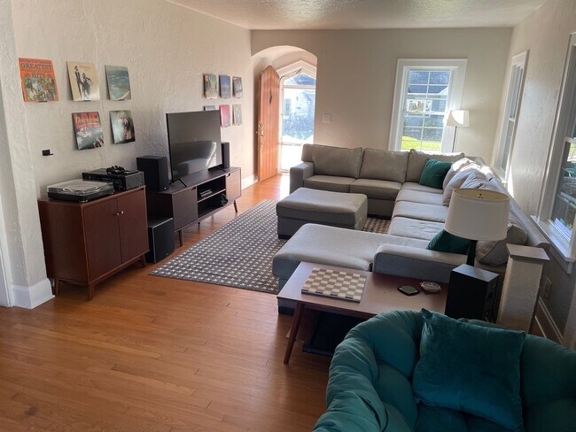 Living room. - 826 Hall St
