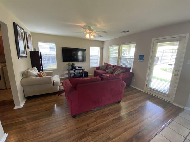 Building Photo - 11100 Shallow Water Rd