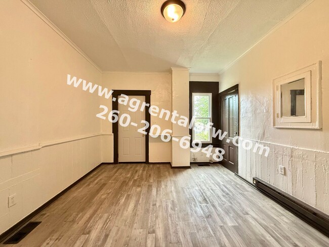 Building Photo - 3 Bedroom House - Section 8 OK!