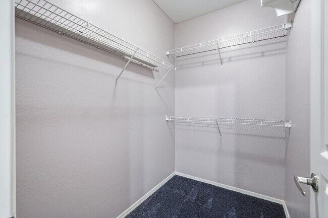 Building Photo - 1941 S Pierpont