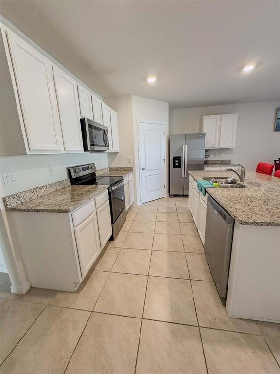 Building Photo - 1640 Spray Terrace