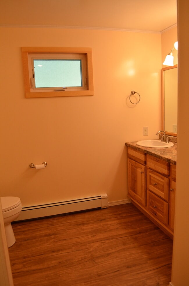 Building Photo - Beautiful 3 bd, 2 bath home for rent in Fa...