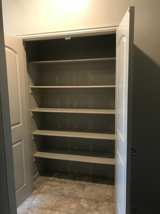 Building Photo - Beautiful Like New 4 bedroom home in Washington Fields!