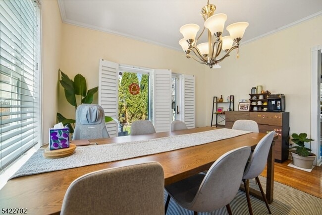 Building Photo - 21 Grove St