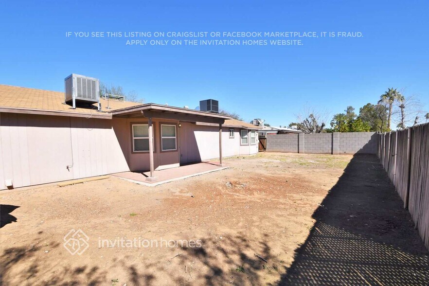Building Photo - 3849 E Joan De Arc Ave