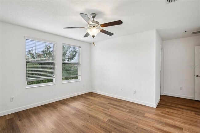 Building Photo - 3147 Calvano Dr