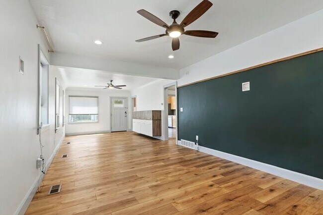 Building Photo - Liberty Wells 4 bed, 3 bath family home