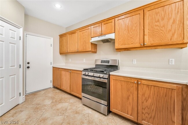 Building Photo - 9731 Kampsville Ave