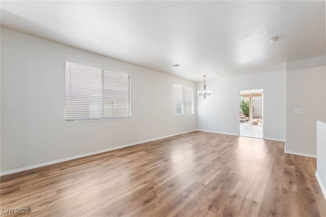 Building Photo - 8729 Shady Pines Dr