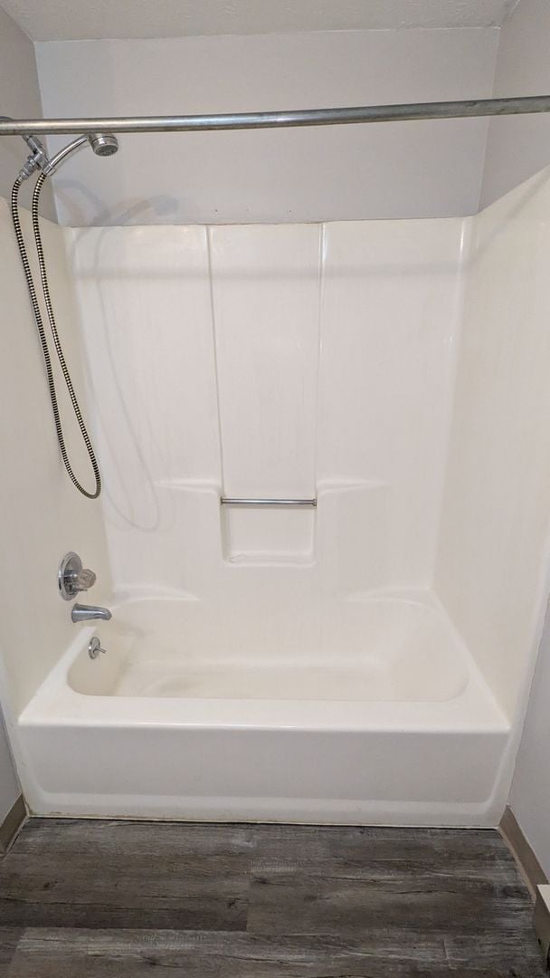 Building Photo - MN Cedar Village (851)