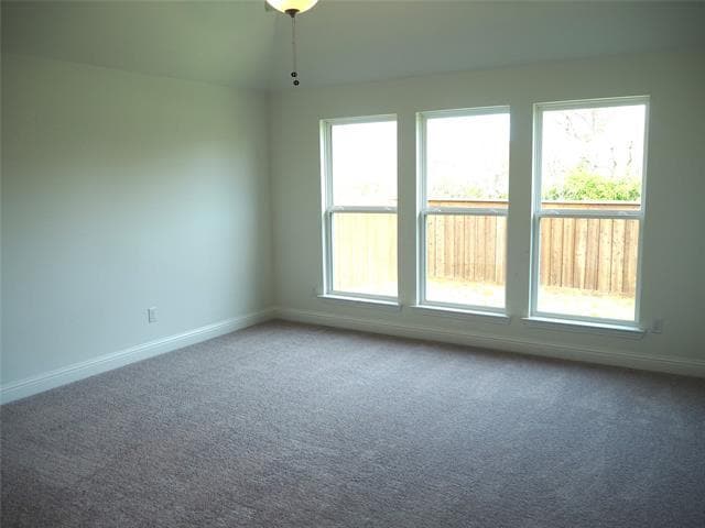 Building Photo - 2201 Yellowhammer Rd