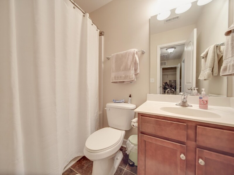 Building Photo - 5657 Tipperlinn Way