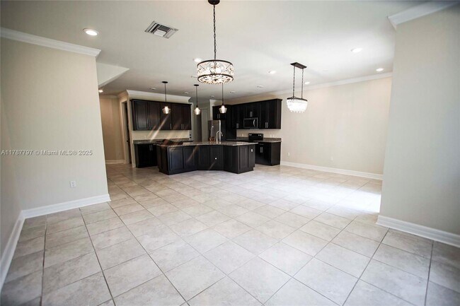 Building Photo - 4587 San Fratello Cir