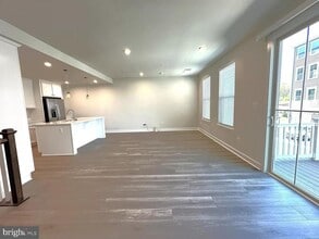 Building Photo - 24161 Pissarro Dr