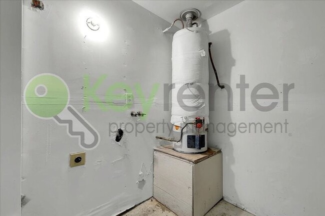 Building Photo - 7331 Florinda Way