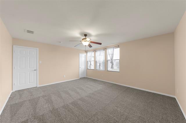 Building Photo - 2805 Lake Terrace Dr